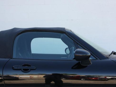 Used 2007 MAZDA MX-5 Miata Touring RWD image 6