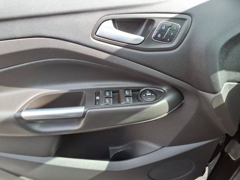 Used 2015 Ford Escape Titanium AWD/4WD image 16