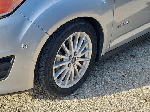 Used 2013 Ford C-MAX SEL FWD image 4