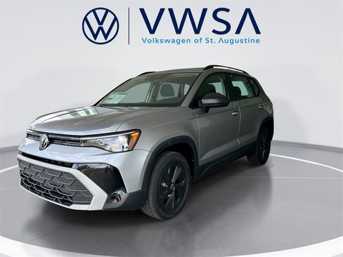 New 2026 Volkswagen Taos S image 3