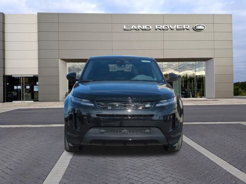 Used 2024 Land Rover Range Rover Evoque S image 2