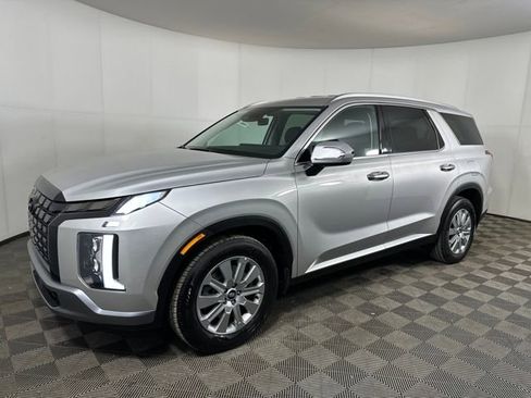 Certified 2025 Hyundai Palisade SEL image 36