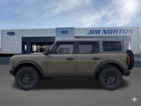 New 2026 Ford Bronco Badlands AWD/4WD image 4