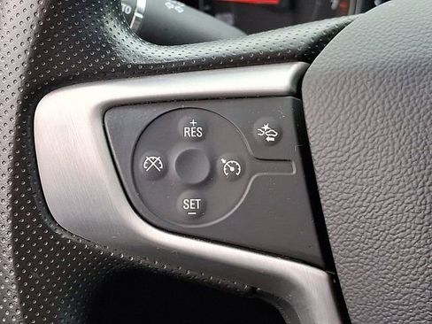 Used 2023 GMC Acadia SLE w/ Driver Convenience Package image 23