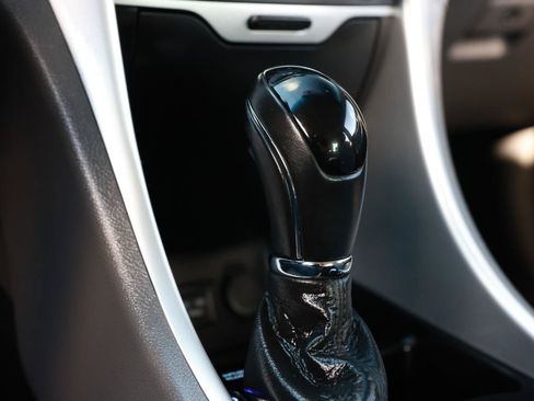 Used 2013 Hyundai Sonata Limited w/ Premium Pkg FWD image 39