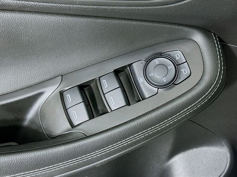 Used 2025 Buick Encore GX Preferred image 15