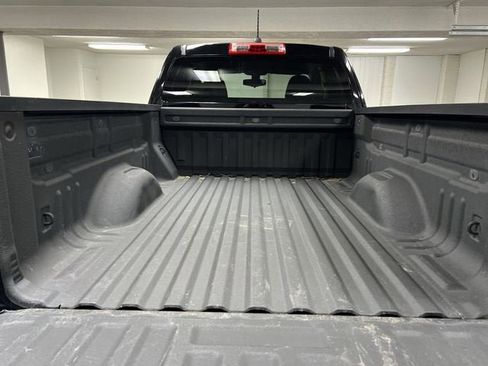 Certified 2019 Chevrolet Colorado W/T w/ Custom Special Edition AWD/4WD image 24