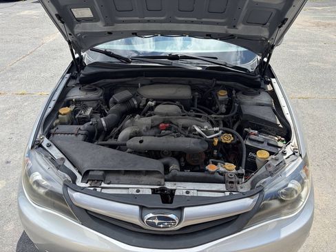 Used 2011 Subaru Impreza 2.5i AWD/4WD image 16