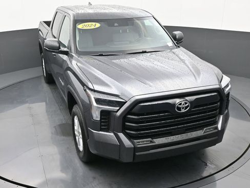 Used 2024 Toyota Tundra SR5 AWD/4WD image 36