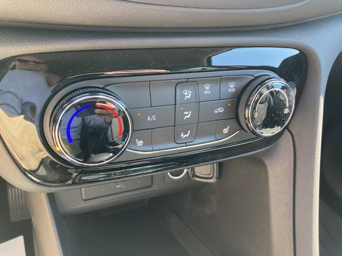 Used 2023 Buick Encore GX Preferred w/ Cold Weather Comfort Package AWD/4WD image 17