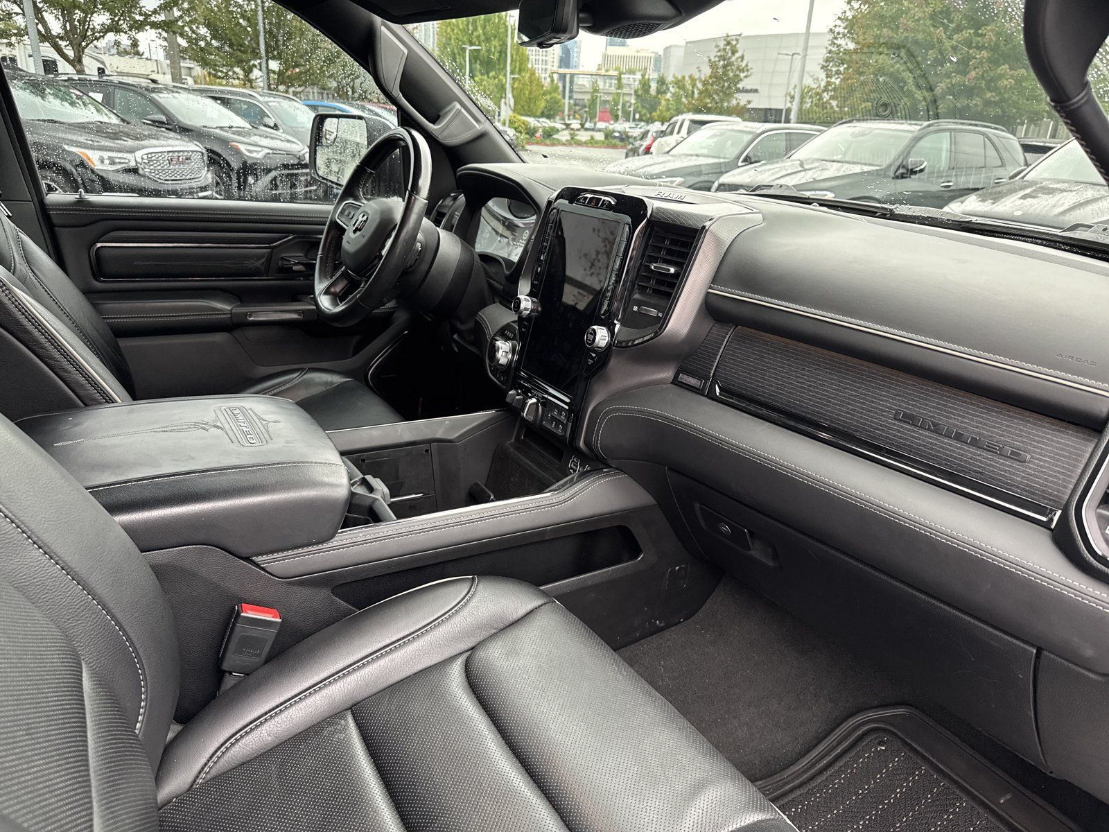 Used 2022 RAM 1500 Limited AWD/4WD image 16