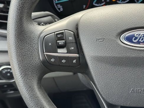 Used 2023 Ford Transit 350 XLT image 19