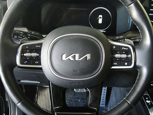 Certified 2022 Kia Sorento SX Prestige image 13