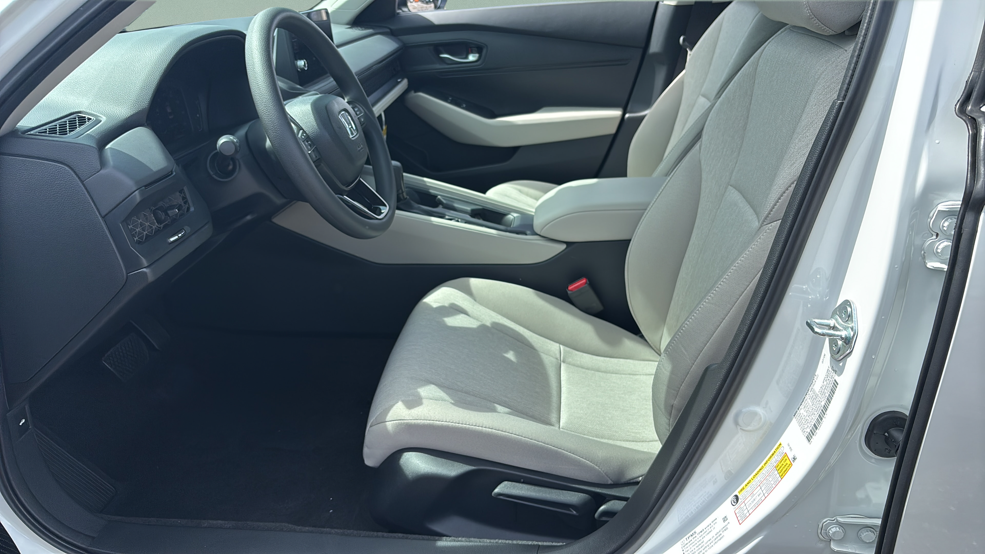 New 2026 Honda Accord LX image 9