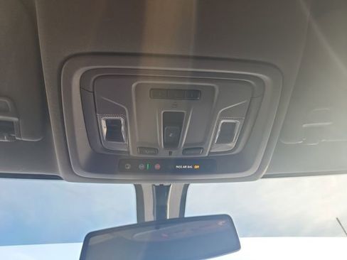 Used 2022 Chevrolet Silverado 2500 LTZ w/ LTZ Convenience Package image 23