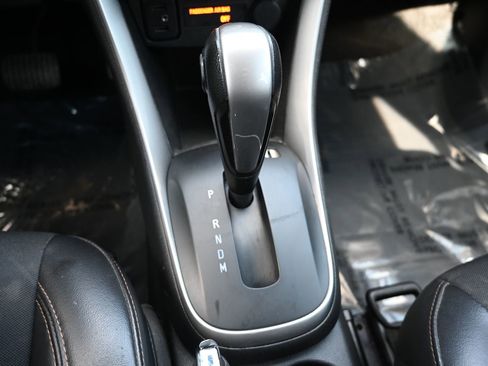 Used 2021 Chevrolet Trax LT image 21