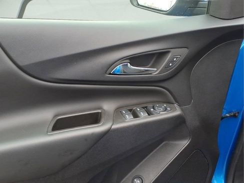 Certified 2024 Chevrolet Equinox LT w/ LPO, Floor Liner Package FWD image 9