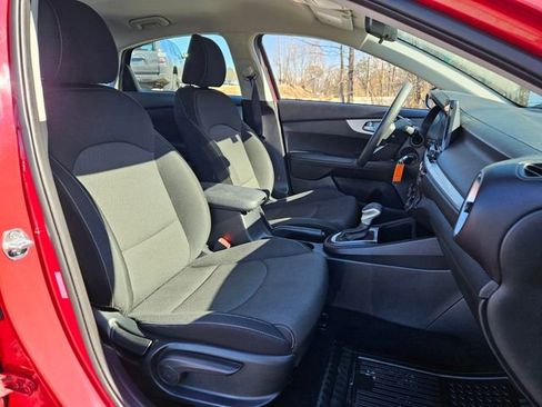 Used 2024 Kia Forte LXS FWD image 19