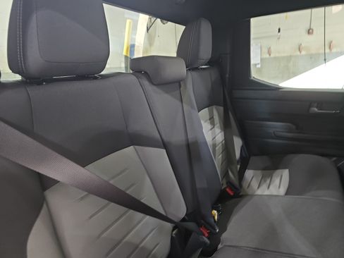 Used 2025 Toyota Tacoma TRD Sport AWD/4WD image 12