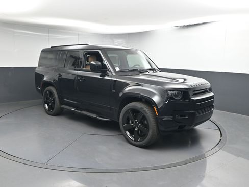New 2026 Land Rover Defender 130 V8 image 25