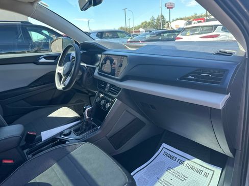 Certified 2023 Volkswagen Taos SE AWD/4WD image 35