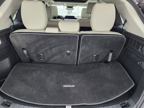 Used 2024 MAZDA CX-90 3.3 Turbo w/ Premium Package image 31