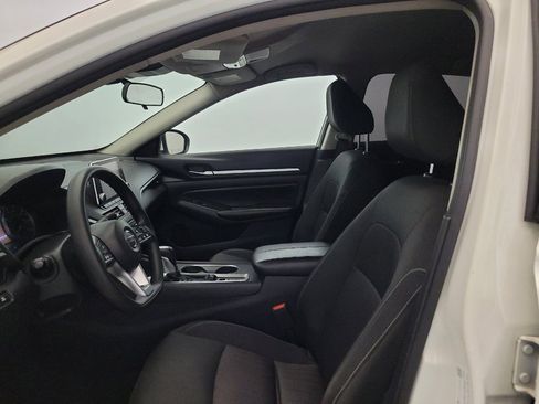 Used 2022 Nissan Altima 2.5 SV AWD/4WD image 17