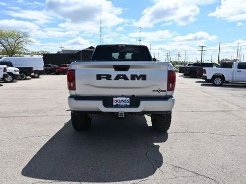 New 2026 RAM 2500 Big Horn AWD/4WD image 7