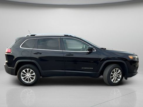 Used 2019 Jeep Cherokee Latitude w/ Popular Appearance Group AWD/4WD image 4