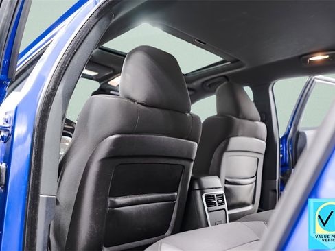 Used 2018 Dodge Charger SXT Plus w/ Driver Convenience Group image 29