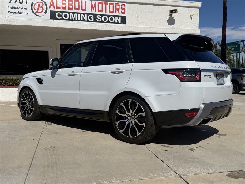 Used 2020 Land Rover Range Rover Sport HSE AWD/4WD image 2