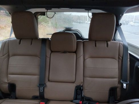 Used 2020 Jeep Wrangler Unlimited Sahara image 20