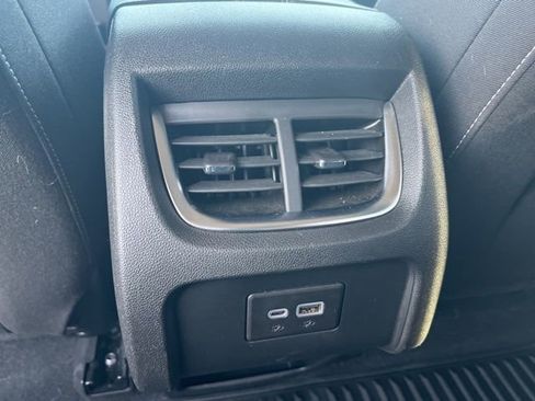 Used 2024 Chevrolet Blazer LT w/ Convenience Package image 18