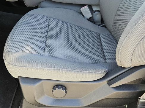 Used 2020 Ford F150 XLT image 24