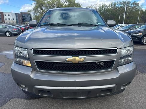 Used 2007 Chevrolet Tahoe LT w/ LT Preferred Equipment Group AWD/4WD image 2