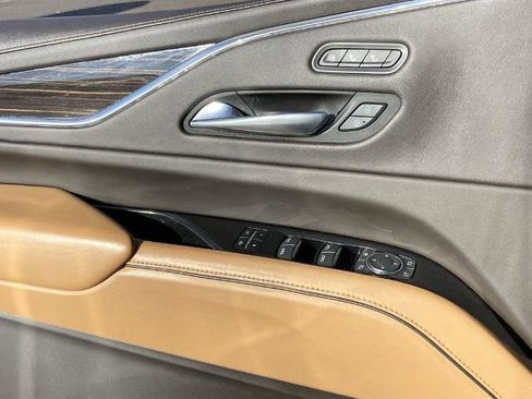 Used 2021 Cadillac Escalade ESV Sport w/ Driver Assist Tech Package image 20