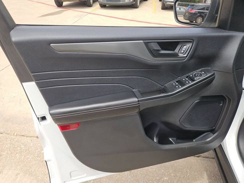 Used 2025 Ford Escape Active FWD image 13