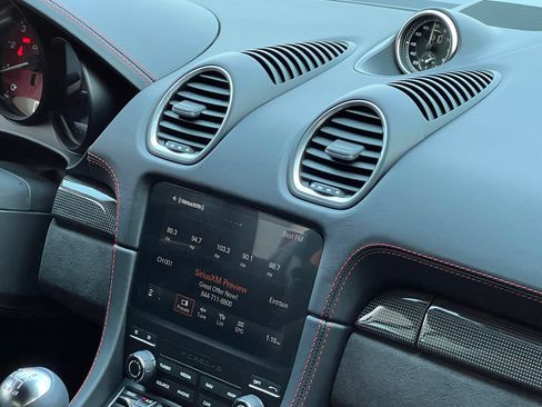 Used 2025 Porsche 718 Cayman GTS RWD image 32