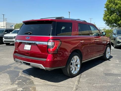Used 2018 Ford Expedition Limited w/ Equipment Group 302A RWD image 3