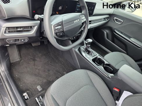 New 2026 Kia K4 LXS image 11