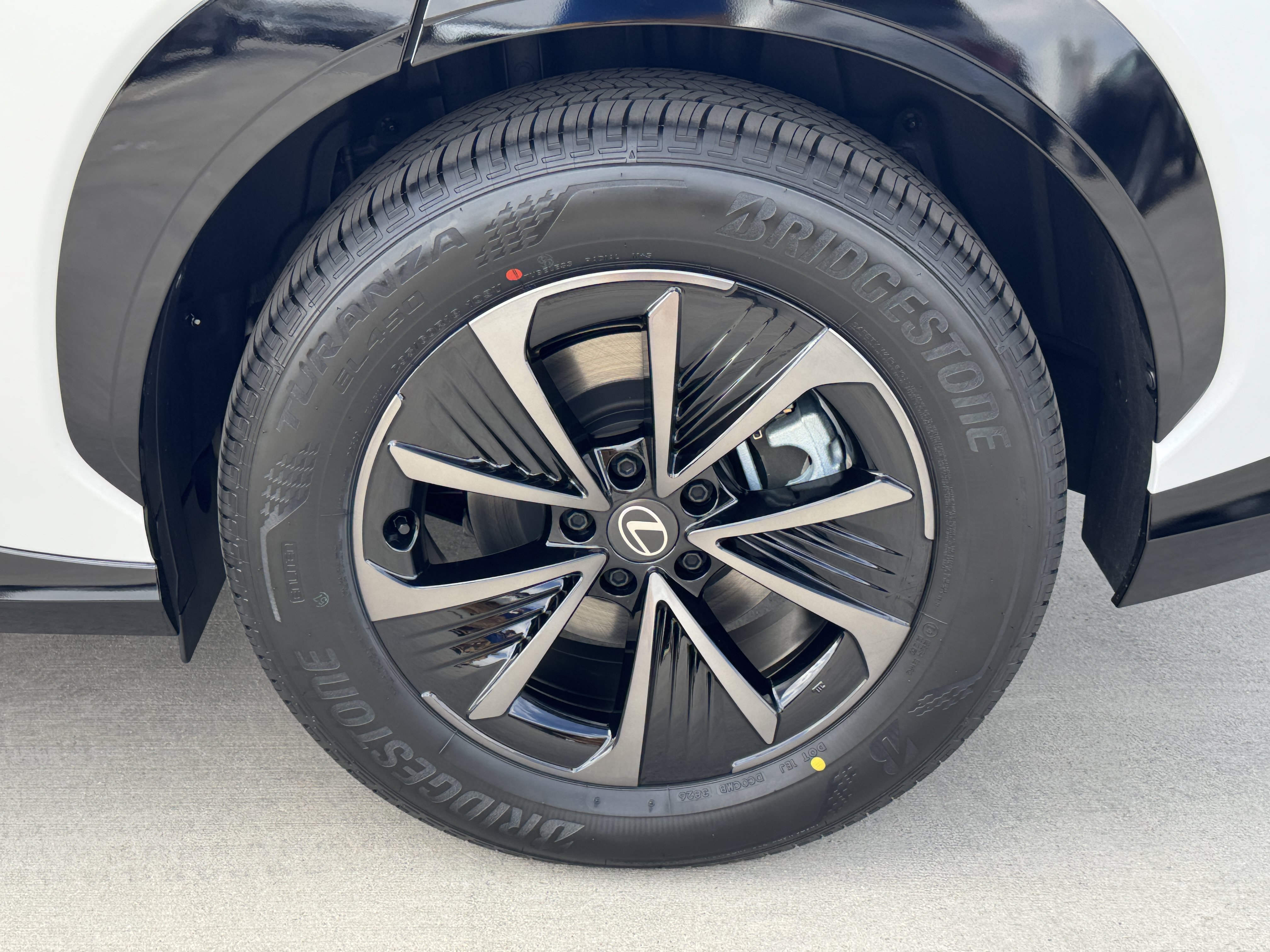 New 2026 Lexus RZ 350e 2WD w/ Accessory Package (2T) image 19