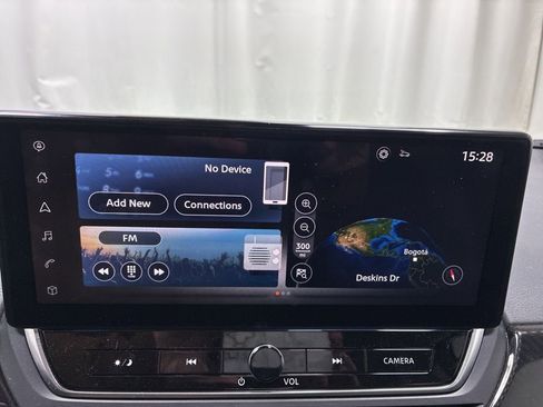 Used 2024 Nissan Altima 2.5 SR w/ SR Premium Package image 16