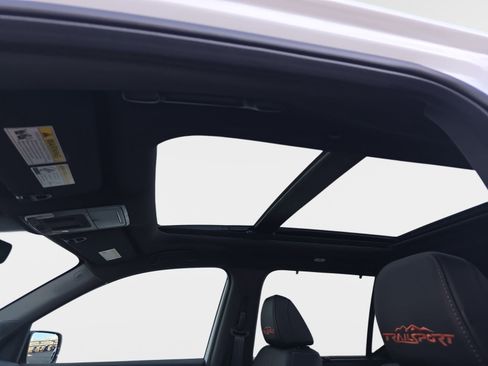 New 2025 Honda Pilot TrailSport image 30