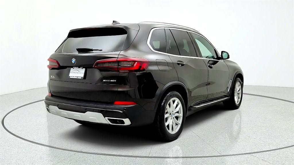 Used 2022 BMW X5 xDrive40i w/ Premium Package AWD/4WD image 5