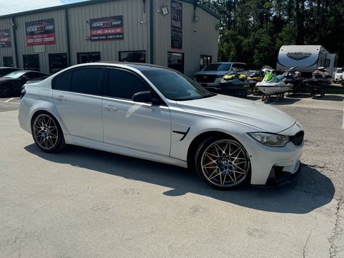 Used 2017 BMW M3 RWD image 3