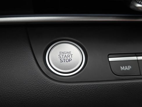 Certified 2024 Hyundai Elantra SEL w/ Convenience Package FWD image 23