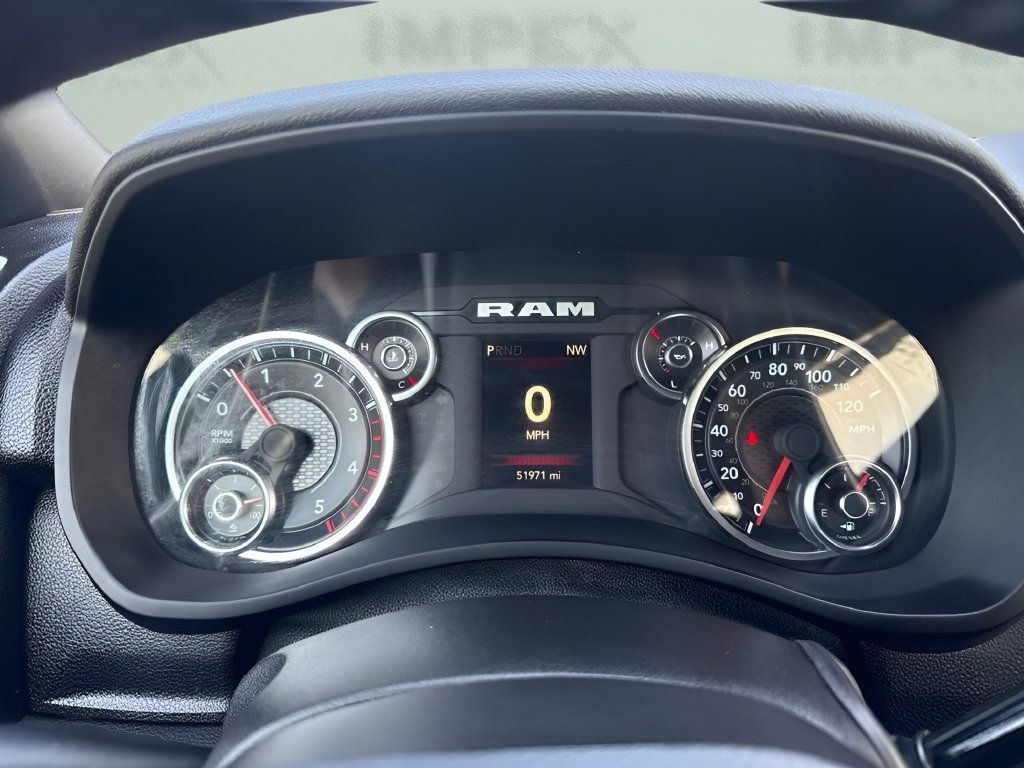 Used 2024 RAM 2500 Big Horn AWD/4WD image 20