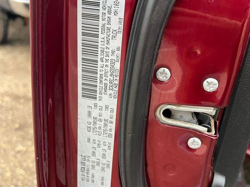 Used 2017 RAM 2500 Tradesman w/ Chrome Appearance Group image 18