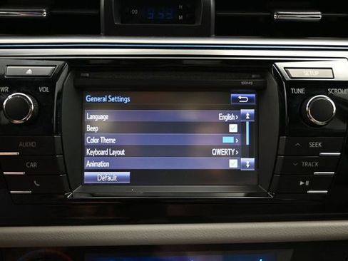 Used 2014 Toyota Corolla LE FWD image 28