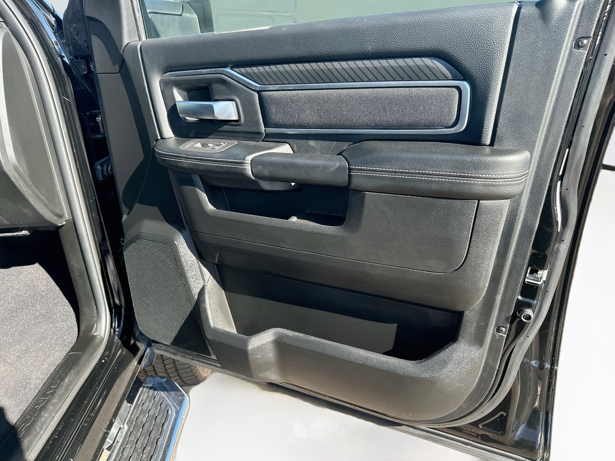 Used 2026 RAM 2500 Big Horn AWD/4WD image 33